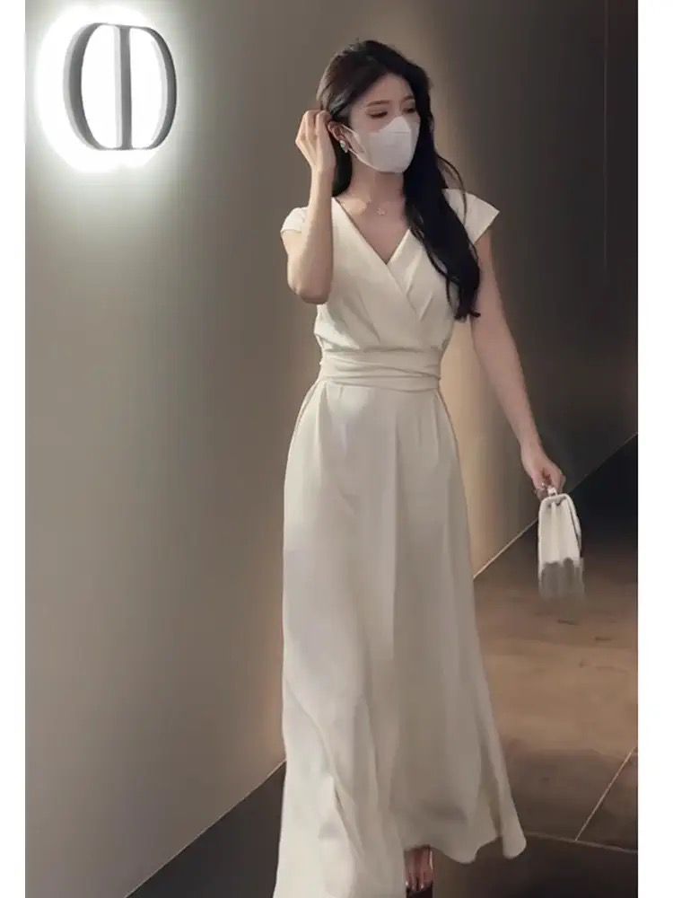 Premium Lady Dress 优雅皱褶V领连衣裙 (WH.5) 22715